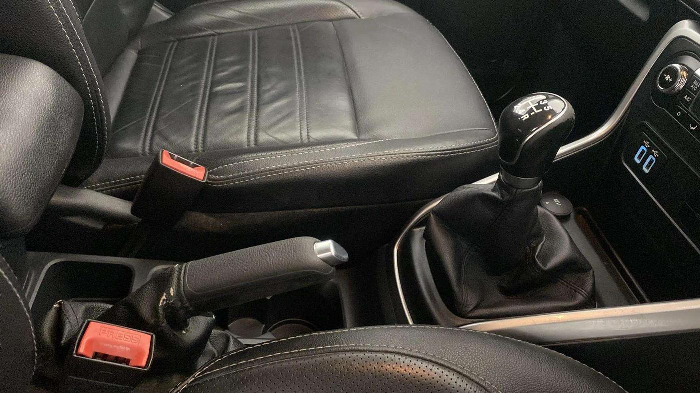 2018 Ford Ecosport TITANIUM + 1.5L PETROL, Petrol, Manual, 67,793 km, Gear Lever