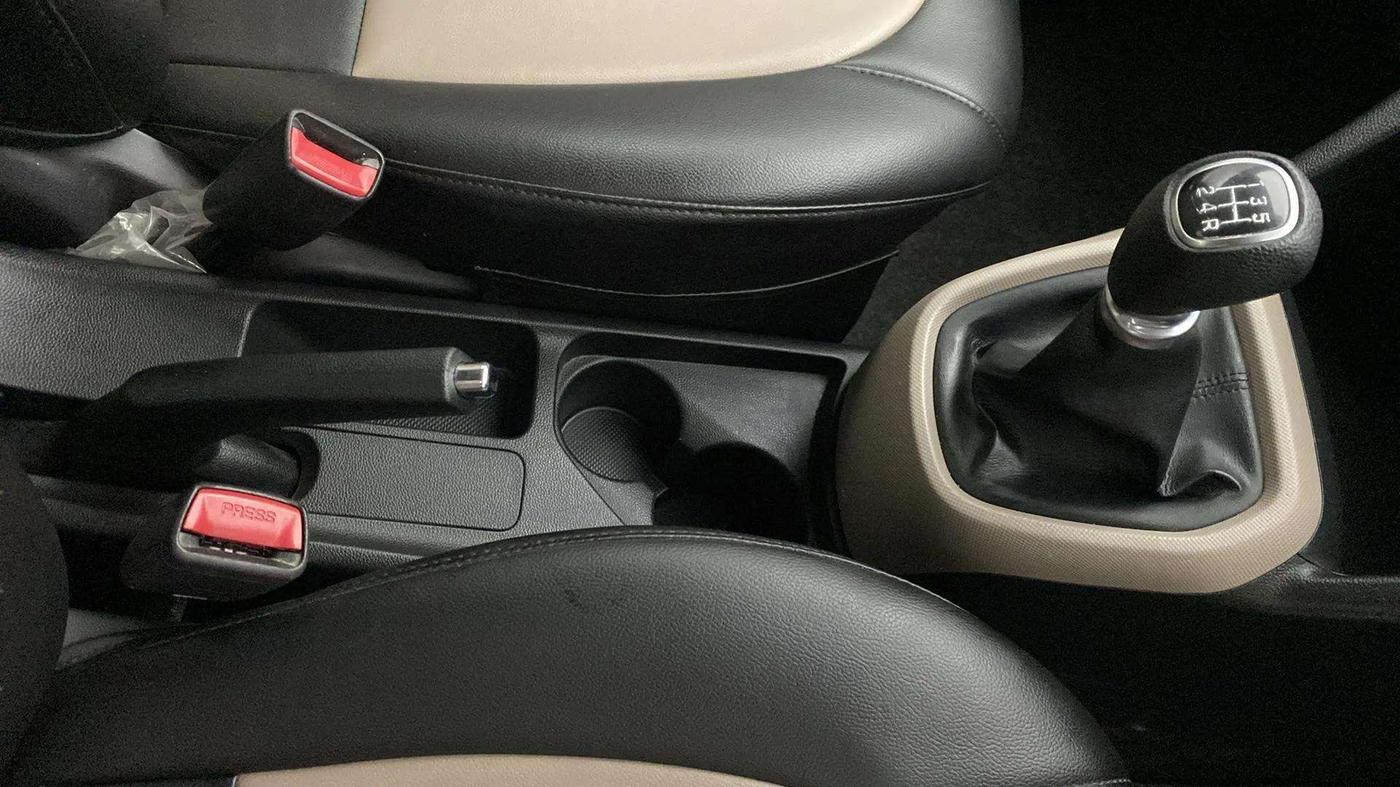 2018 Hyundai Grand i10 SPORTZ 1.2 KAPPA VTVT, Petrol, Manual, 15,535 km, Gear Lever
