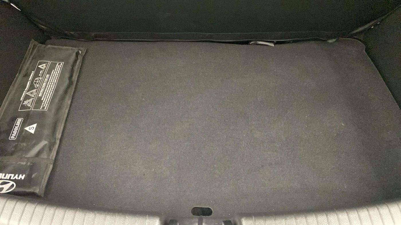 2018 Hyundai Grand i10 SPORTZ 1.2 KAPPA VTVT, Petrol, Manual, 15,535 km, Boot Inside
