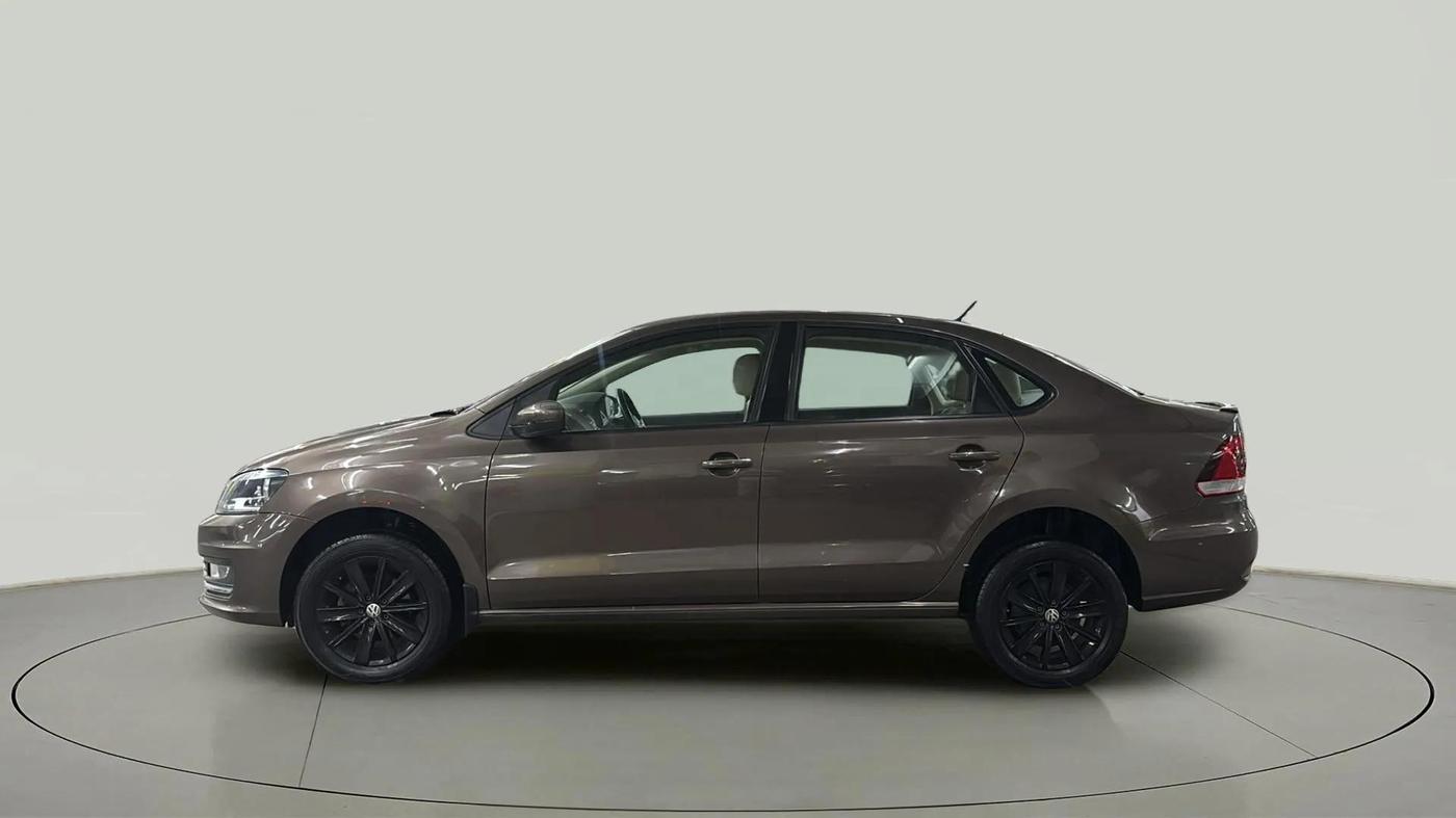 2016 Volkswagen Vento HIGHLINE PETROL AT, Petrol, Automatic, 35,712 km, Left Side