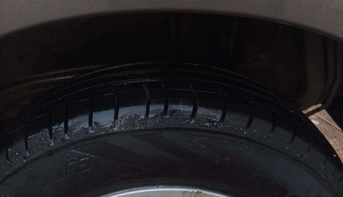 2021 Maruti New Wagon-R LXI CNG 1.0, CNG, Manual, 1,43,760 km, Left Rear Tyre Tread