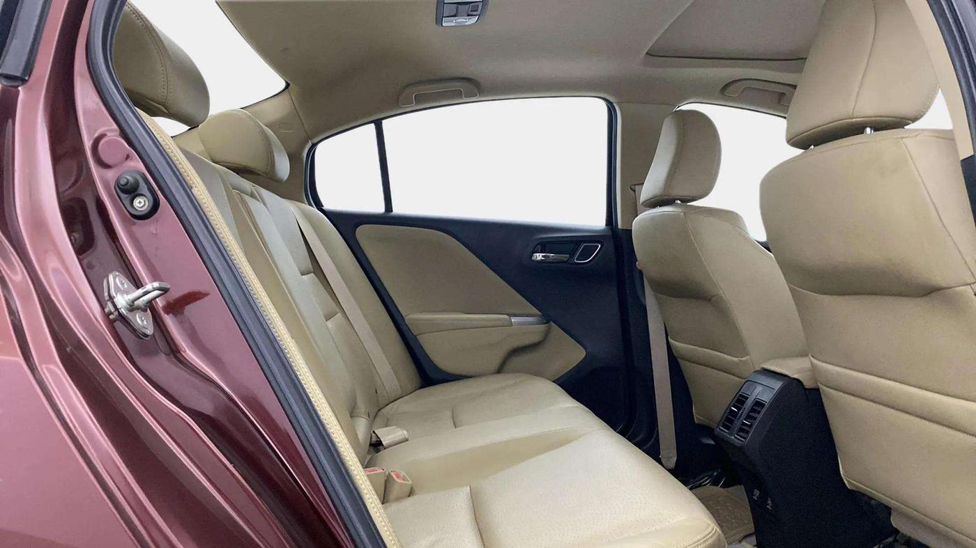 2017 Honda City 1.5L I-VTEC ZX CVT, Petrol, Automatic, 59,725 km, Right Side Rear Door Cabin
