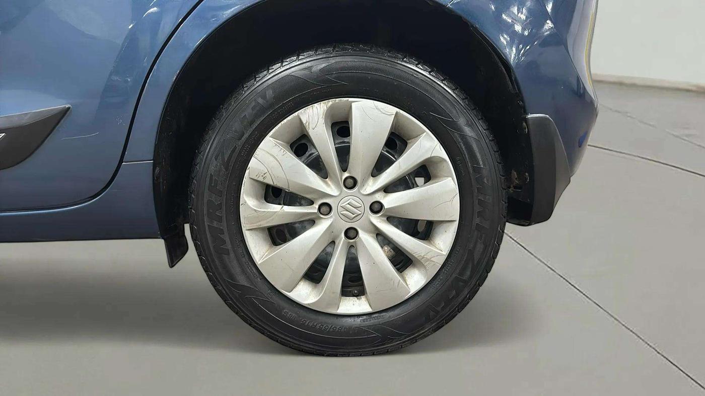 2016 Maruti Baleno DELTA PETROL 1.2, Petrol, Manual, 48,469 km, Left Rear Wheel