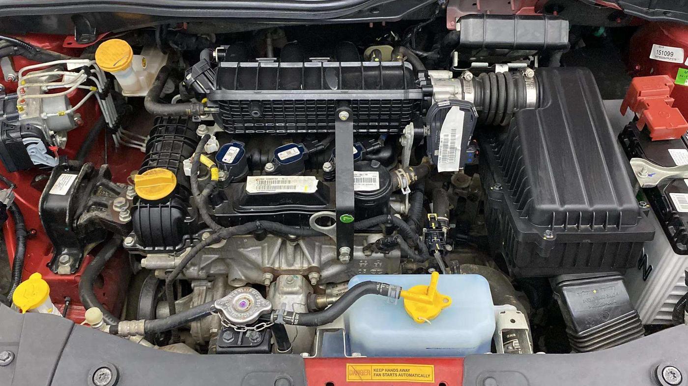 2023 Tata ALTROZ XM PLUS SUNROOF, Petrol, Manual, 14,914 km, Engine View