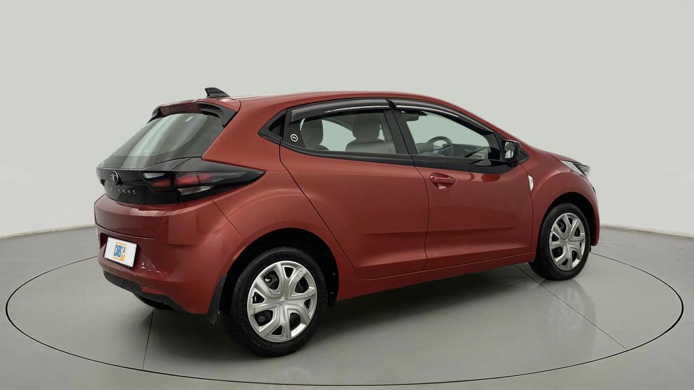 2023 Tata ALTROZ XM PLUS SUNROOF, Petrol, Manual, 14,914 km, Right Back Diagonal