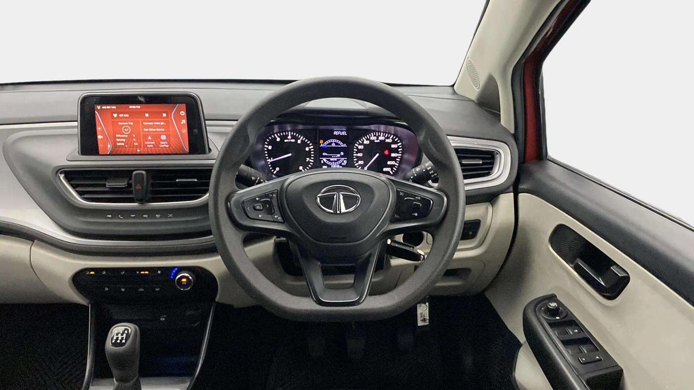 2023 Tata ALTROZ XM PLUS SUNROOF, Petrol, Manual, 14,914 km, Steering Wheel Close Up