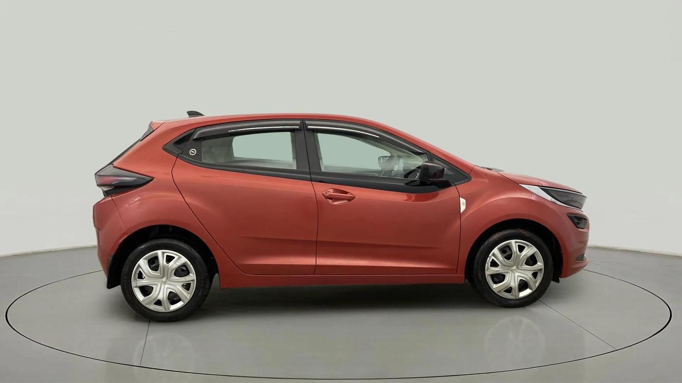 2023 Tata ALTROZ XM PLUS SUNROOF, Petrol, Manual, 14,914 km, Right Side View