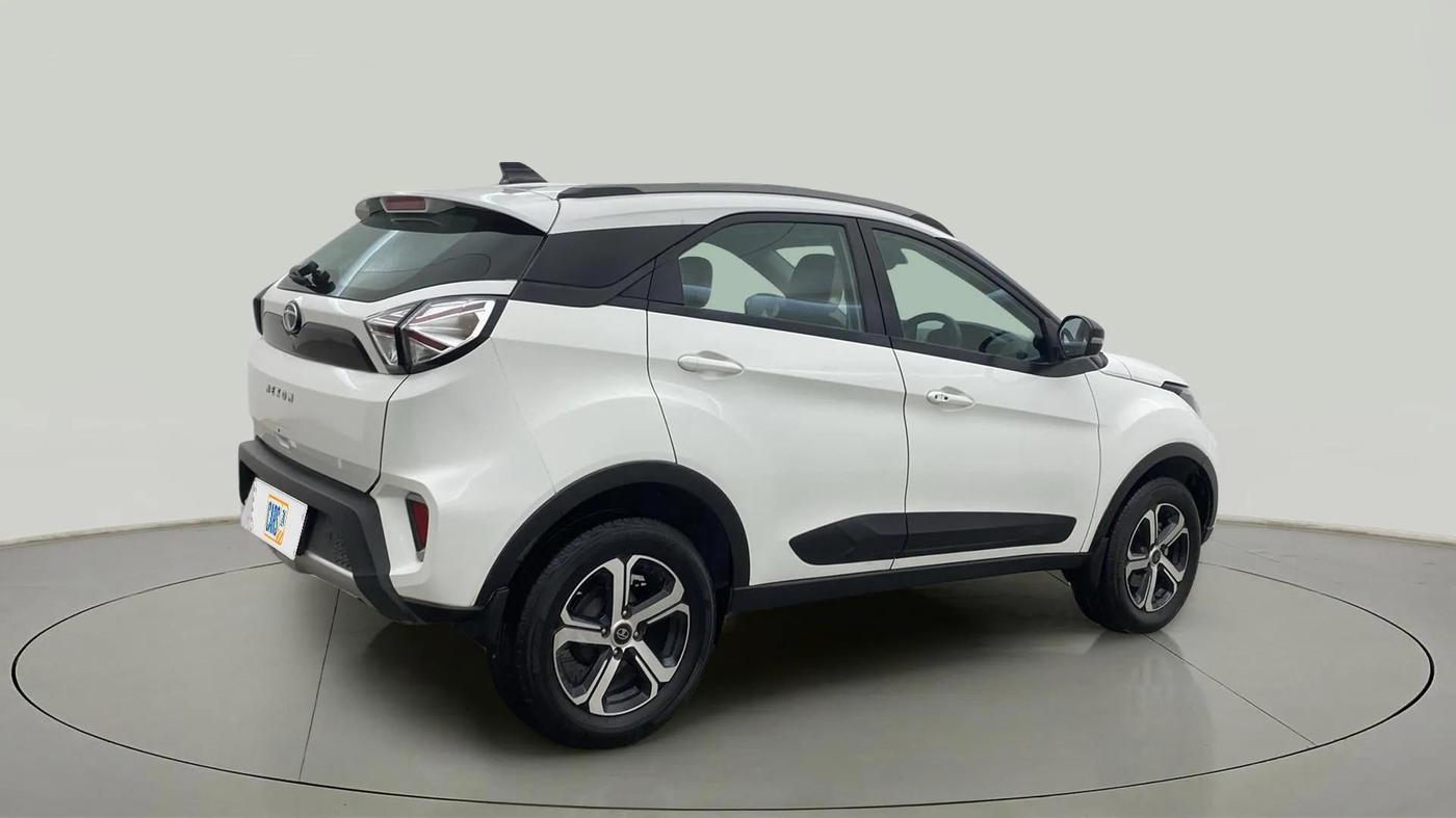 2023 Tata NEXON XZA PLUS SUNROOF PETROL, Petrol, Automatic, 22,759 km, Right Back Diagonal