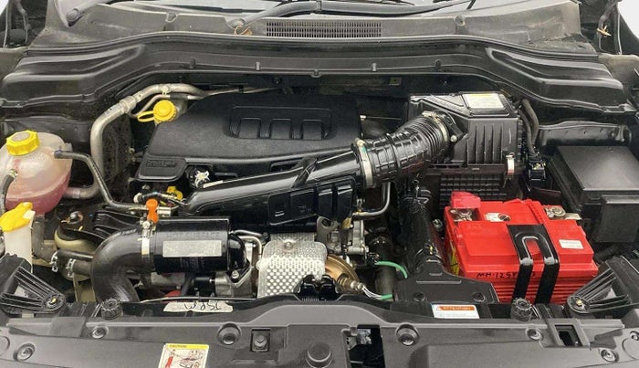 2020 Mahindra XUV300 W6 1.2 PETROL, Petrol, Manual, 62,206 km, Engine View