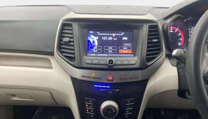 2020 Mahindra XUV300 W6 1.2 PETROL, Petrol, Manual, 62,206 km, Air Conditioner