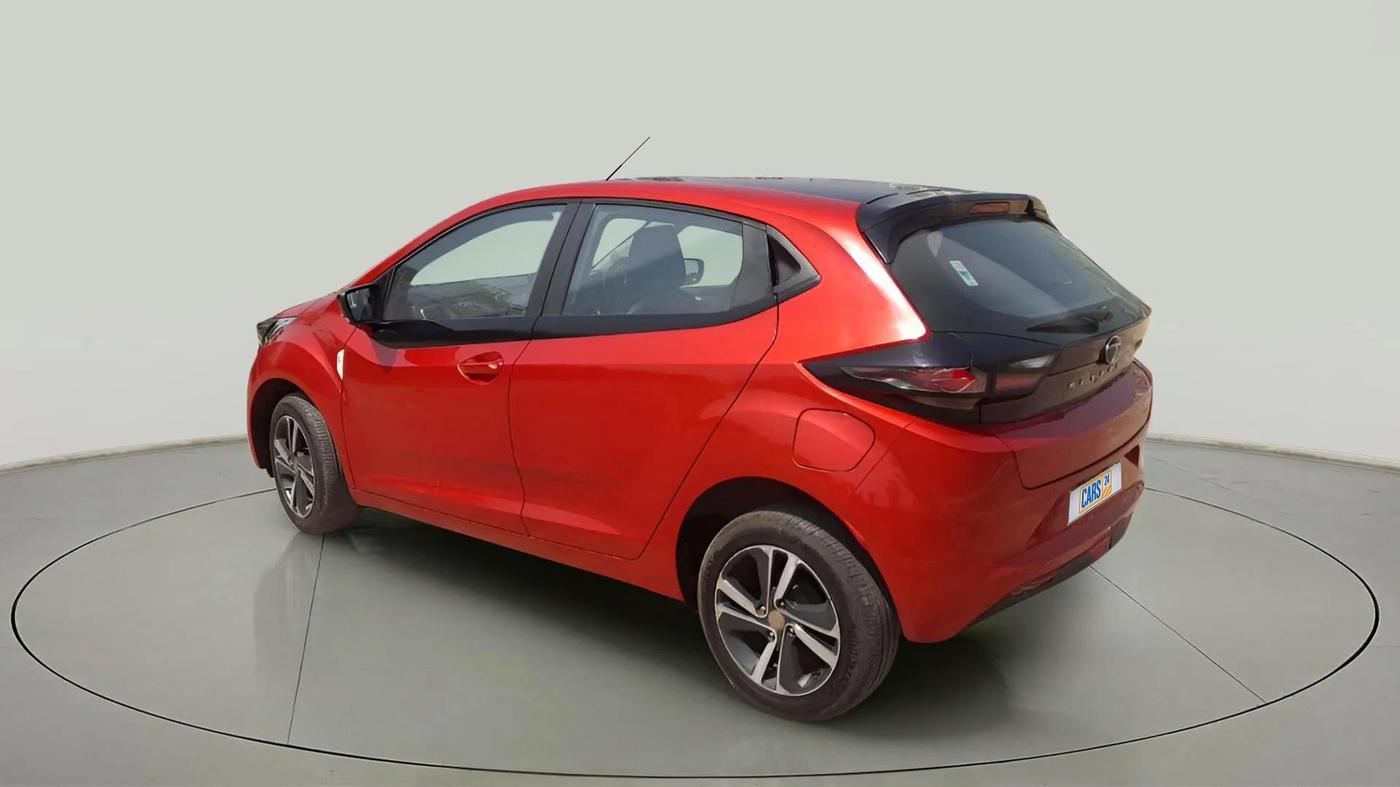 2025 Tata ALTROZ XZA PLUS, Petrol, Automatic, 5,210 km, Left Back Diagonal