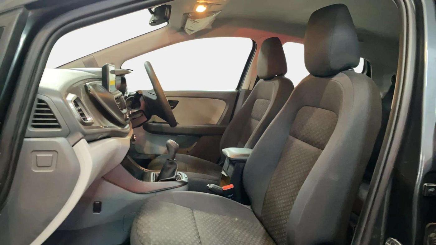 2020 Tata ALTROZ XT PETROL, Petrol, Manual, 44,987 km, Right Side Front Door Cabin