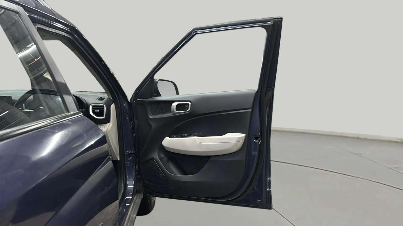 2022 Hyundai VENUE S (O) 1.0 TURBO DCT, Petrol, Automatic, 10,662 km, RHS Front Door