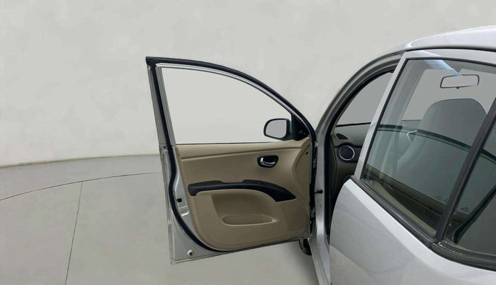 2015 Hyundai i10 SPORTZ 1.1, Petrol, Manual, 25,060 km, LHS Front Door
