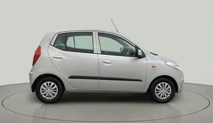 2015 Hyundai i10 SPORTZ 1.1, Petrol, Manual, 25,060 km, Right Side View
