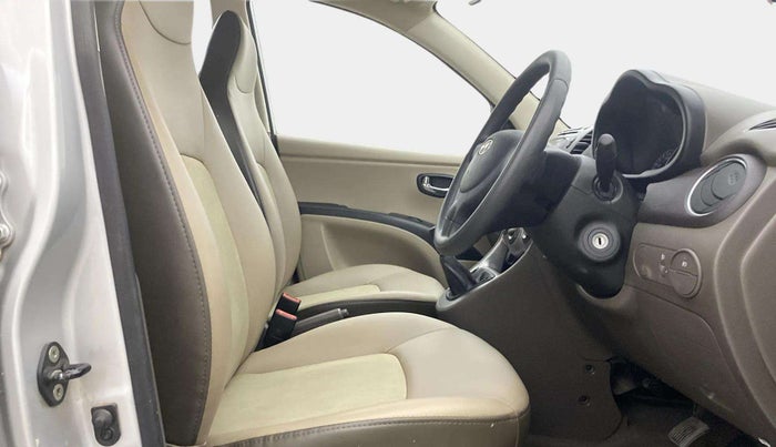 2015 Hyundai i10 SPORTZ 1.1, Petrol, Manual, 25,060 km, Right Side Front Door Cabin