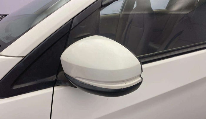 2015 Honda Brio S MT, Petrol, Manual, 53,561 km, Left rear-view mirror - Mirror motor not working