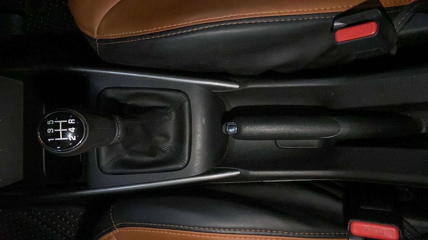 2022 Maruti Baleno ZETA PETROL 1.2, Petrol, Manual, 8,184 km, Gear Lever
