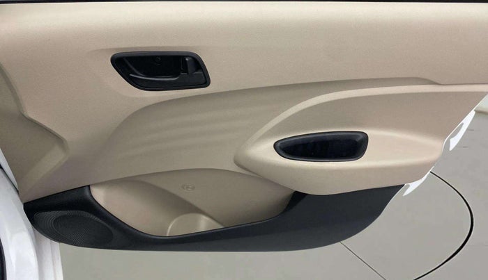 2021 Hyundai NEW SANTRO ERA EXECUTIVE, Petrol, Manual, 34,945 km, Driver Side Door Panels Control