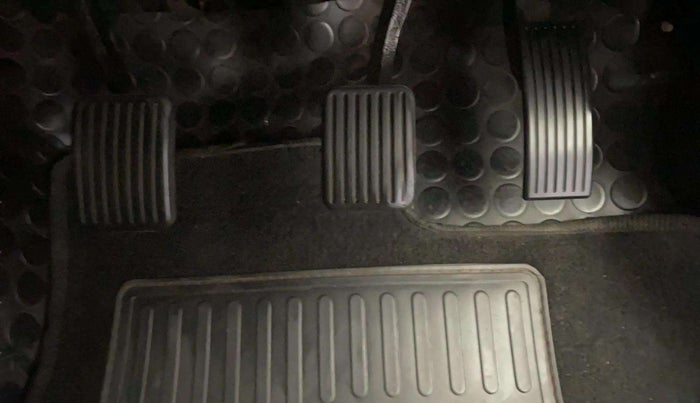 2021 Hyundai NEW SANTRO ERA EXECUTIVE, Petrol, Manual, 34,945 km, Pedals