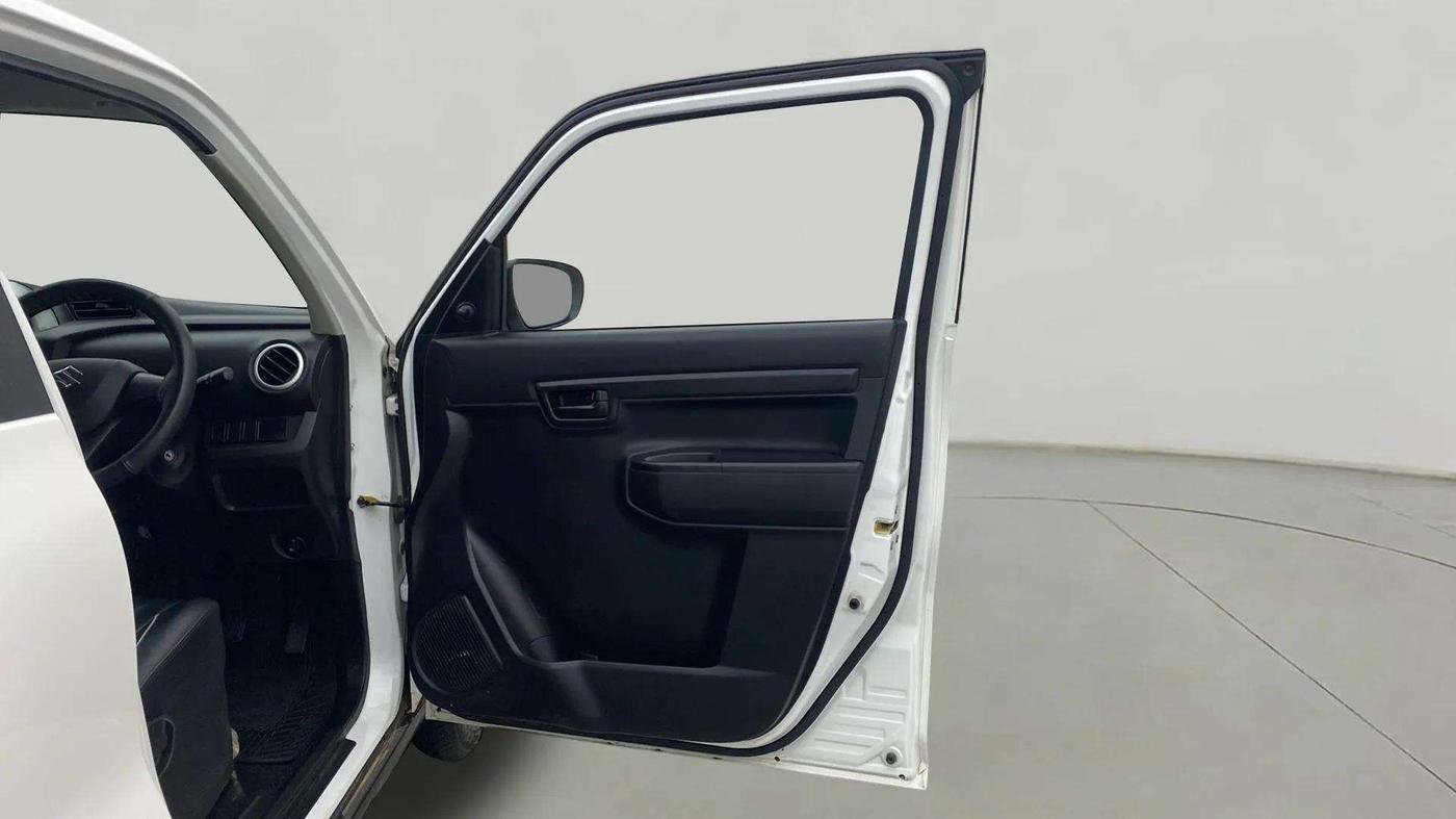 2020 Maruti S PRESSO VXI+, Petrol, Manual, 14,695 km, RHS Front Door