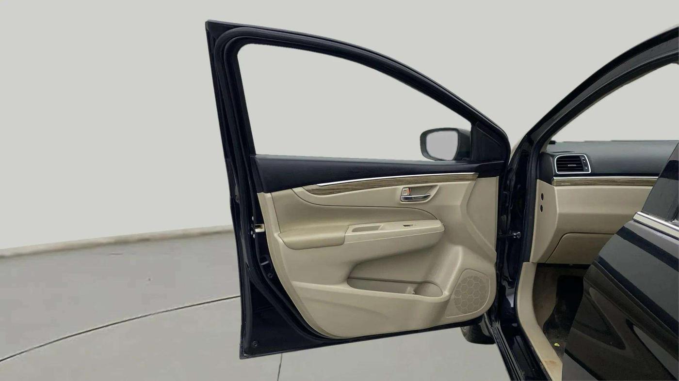 2019 Maruti Ciaz ALPHA  AT 1.5 SHVS PETROL, Petrol, Automatic, 41,978 km, LHS Front Door