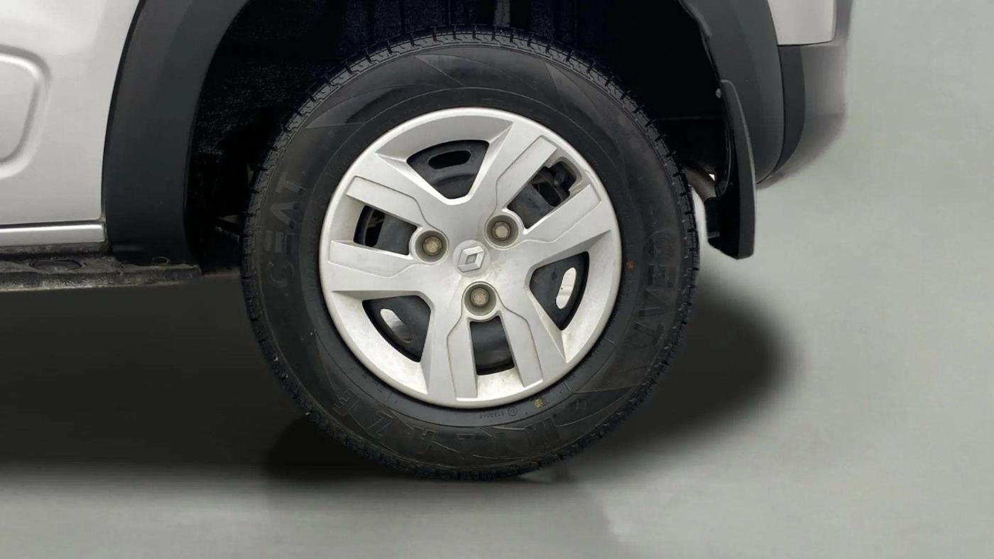 2017 Renault Kwid RXL, Petrol, Manual, 7,554 km, Left Rear Wheel