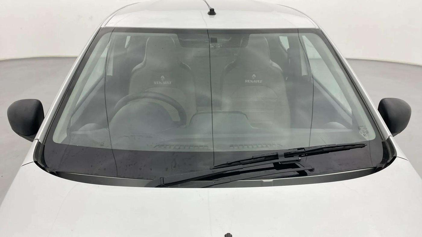 2017 Renault Kwid RXL, Petrol, Manual, 7,554 km, Front Windshield