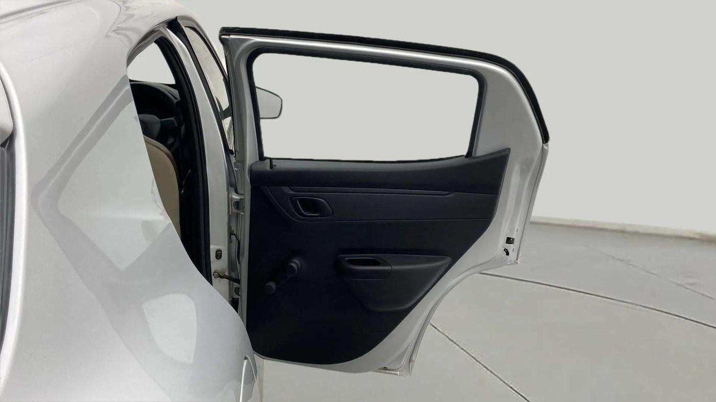 2017 Renault Kwid RXL, Petrol, Manual, 7,554 km, RHS Rear Door