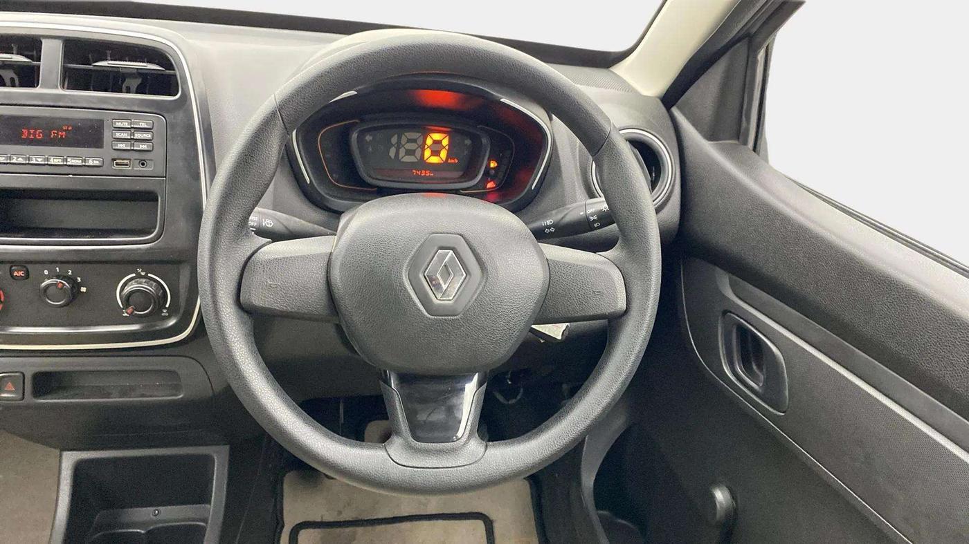 2017 Renault Kwid RXL, Petrol, Manual, 7,554 km, Steering Wheel Close Up