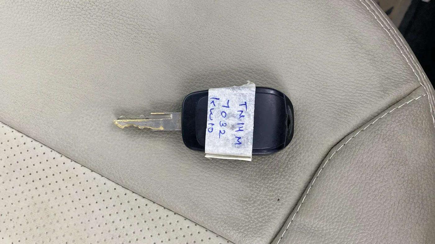 2017 Renault Kwid RXL, Petrol, Manual, 7,554 km, Key Close Up