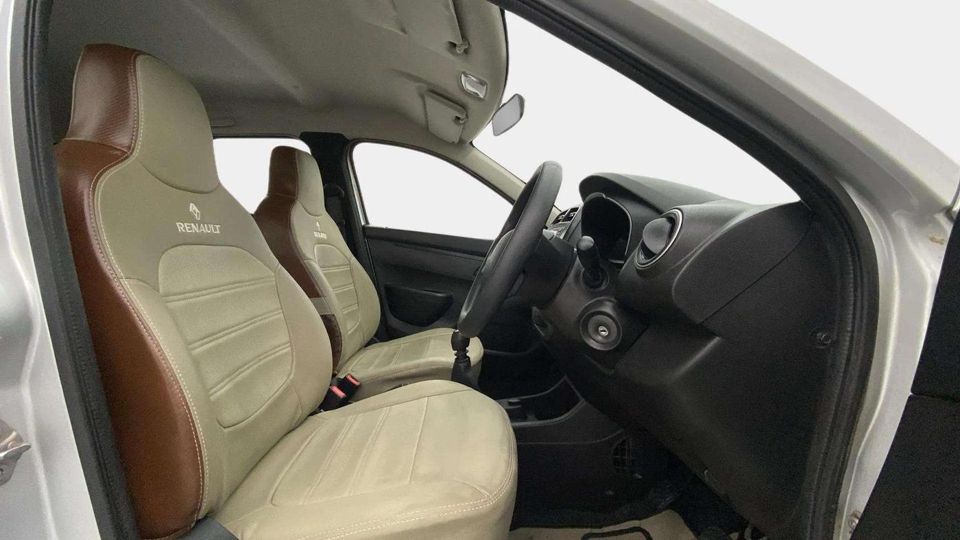2017 Renault Kwid RXL, Petrol, Manual, 7,554 km, Right Side Front Door Cabin