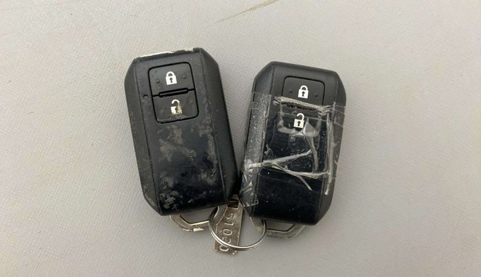 2019 Maruti Swift ZXI PLUS AMT, Petrol, Automatic, 97,213 km, Key Close Up