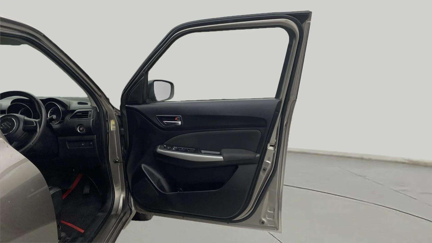 2019 Maruti Swift ZXI PLUS AMT, Petrol, Automatic, 97,317 km, RHS Front Door