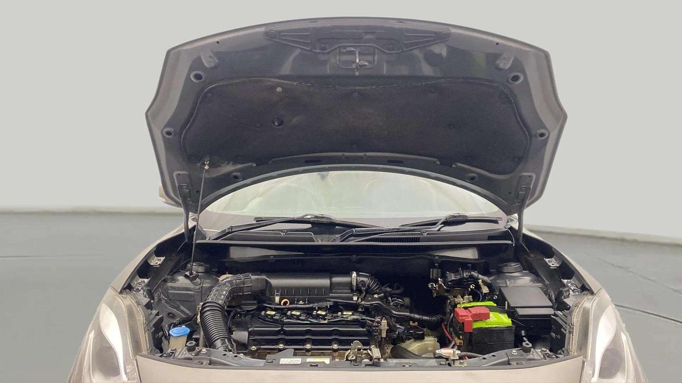 2019 Maruti Swift ZXI PLUS AMT, Petrol, Automatic, 97,317 km, Open Bonet