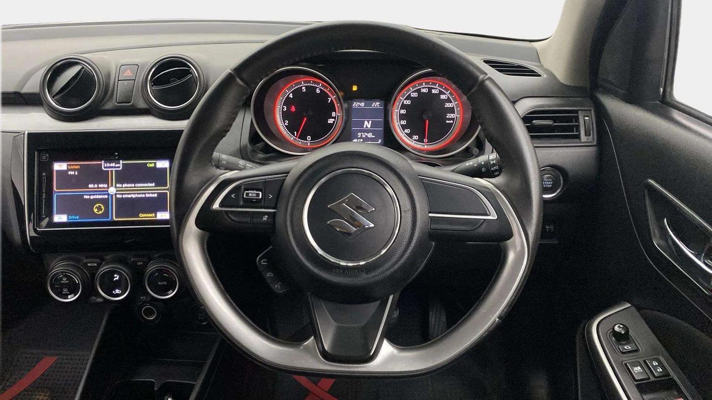 2019 Maruti Swift ZXI PLUS AMT, Petrol, Automatic, 97,317 km, Steering Wheel Close Up