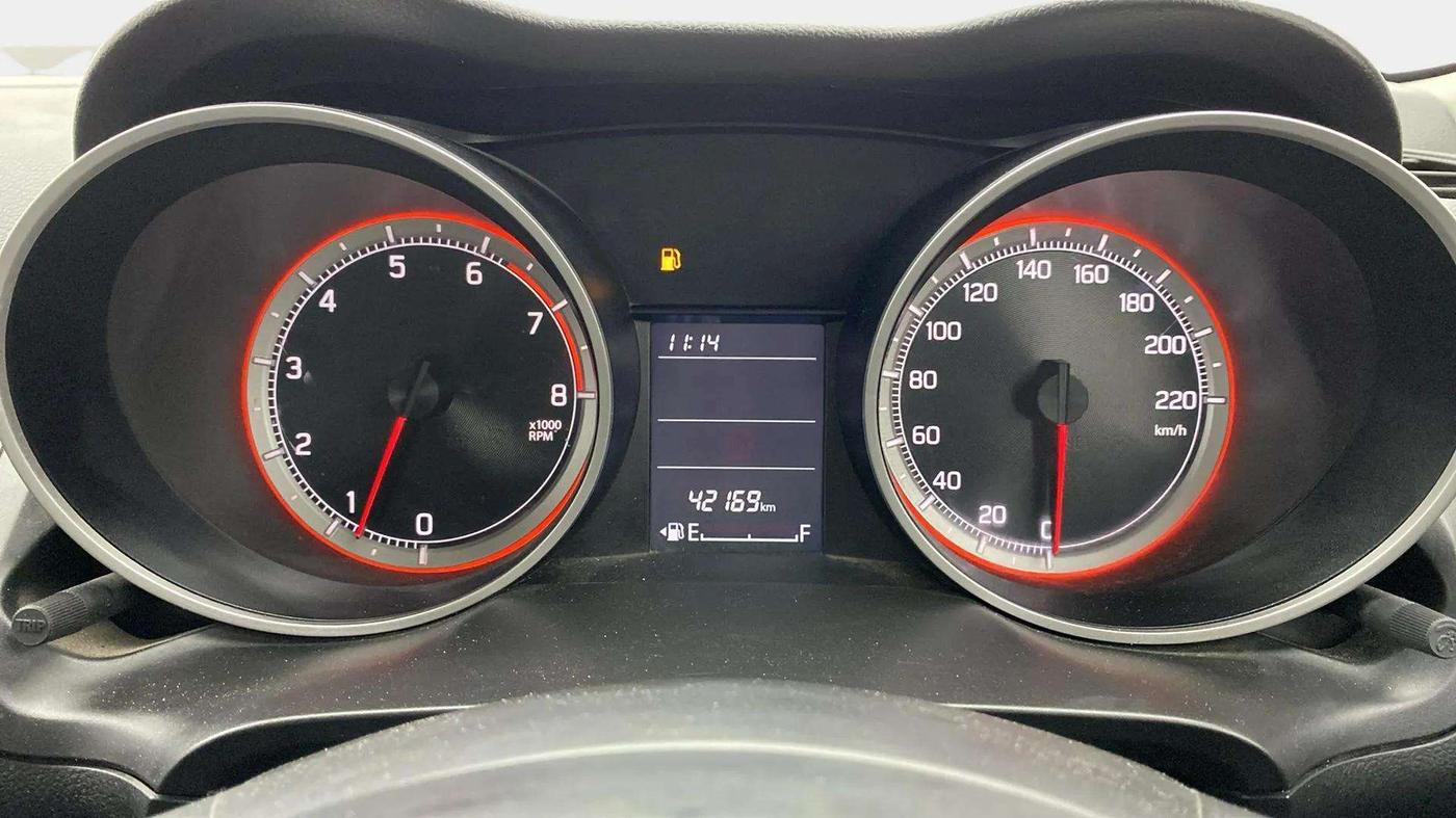 2023 Maruti Swift VXI, Petrol, Manual, 42,321 km, Odometer Image