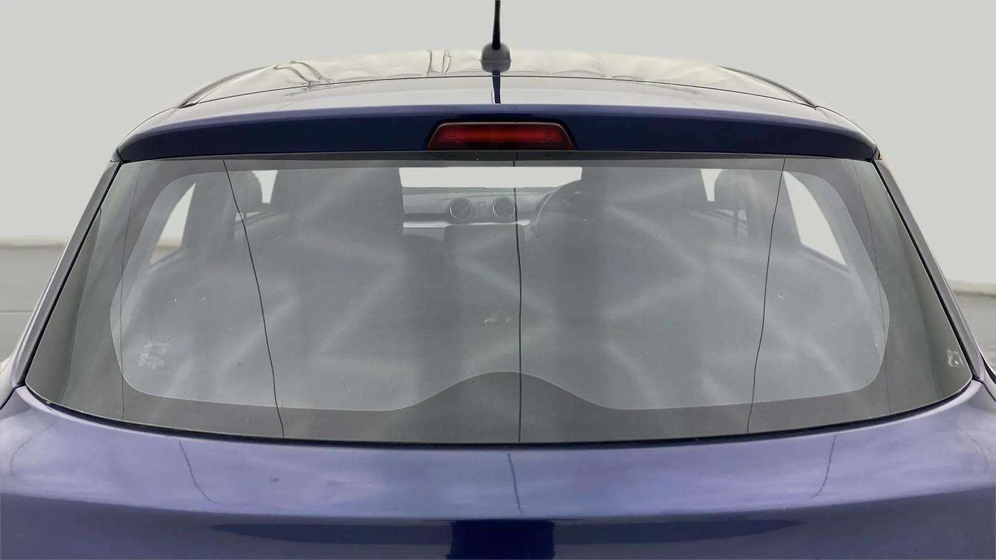 2023 Maruti Swift VXI, Petrol, Manual, 42,321 km, Rear Windshield