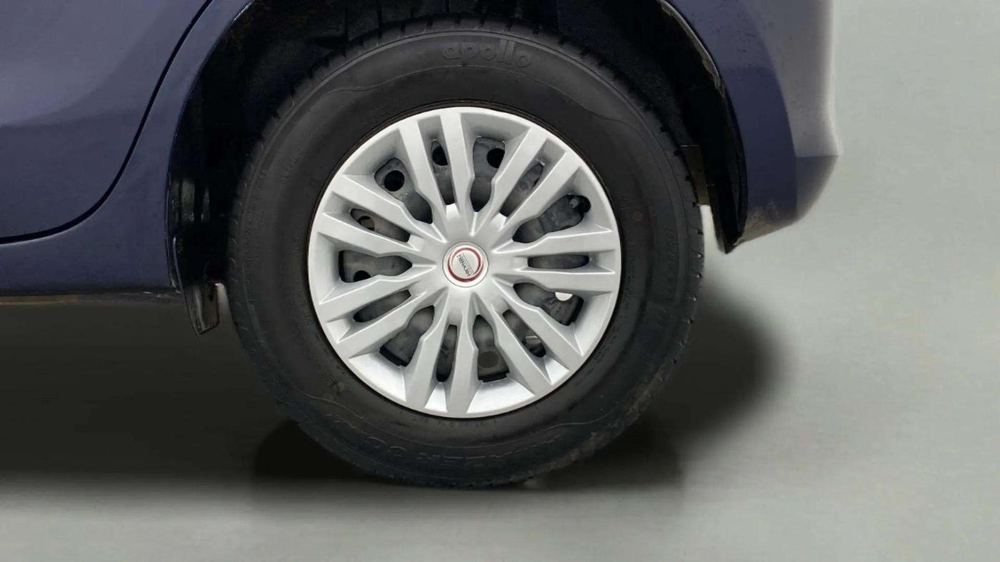 2023 Maruti Swift VXI, Petrol, Manual, 42,321 km, Left Rear Wheel