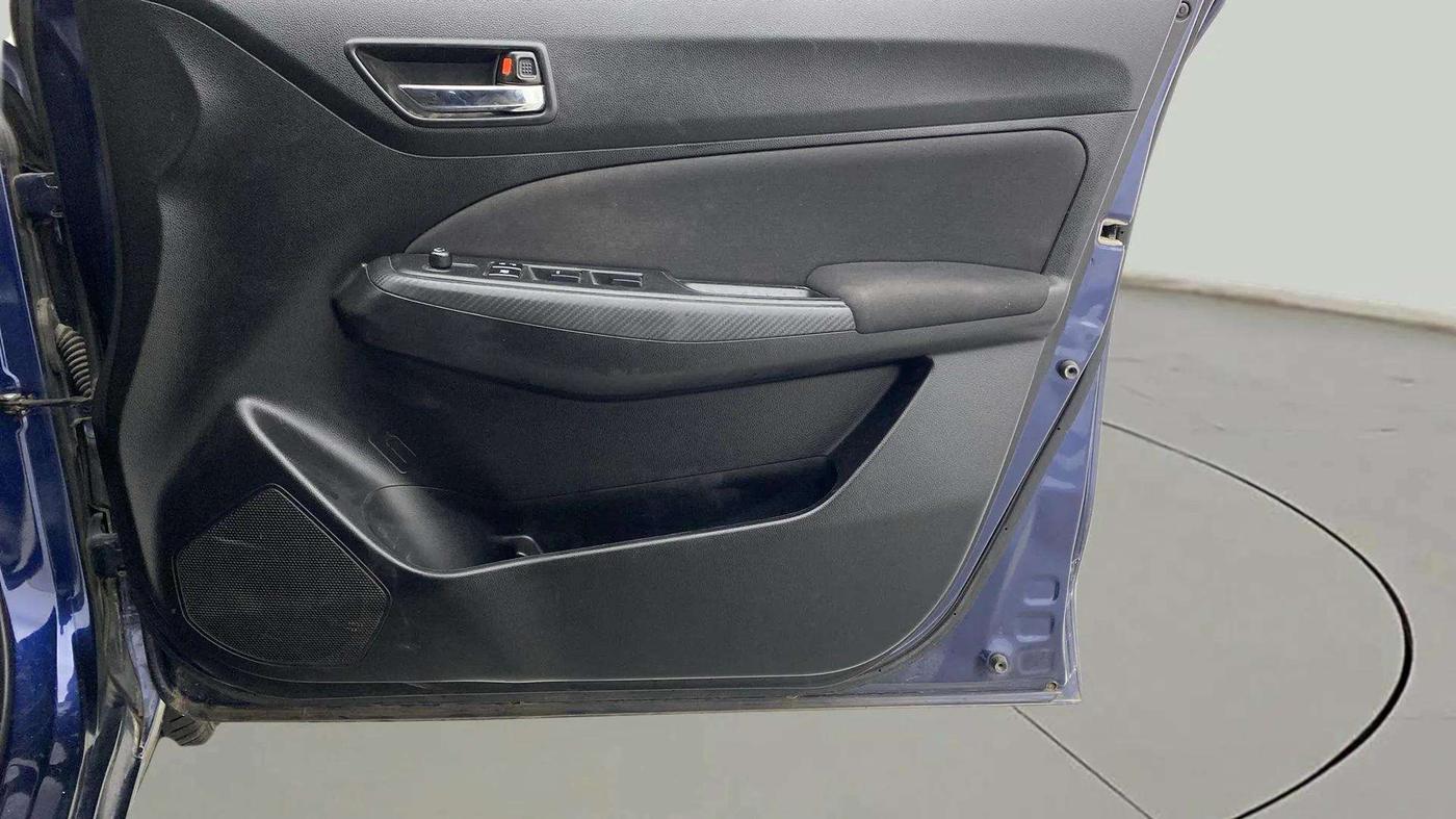 2023 Maruti Swift VXI, Petrol, Manual, 42,321 km, Driver Side Door Panels Control
