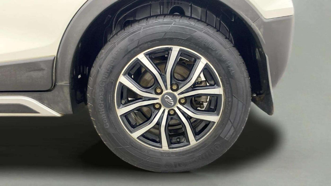 2020 Mahindra XUV300 W6 1.5 DIESEL AMT, Diesel, Automatic, 67,899 km, Left Rear Wheel