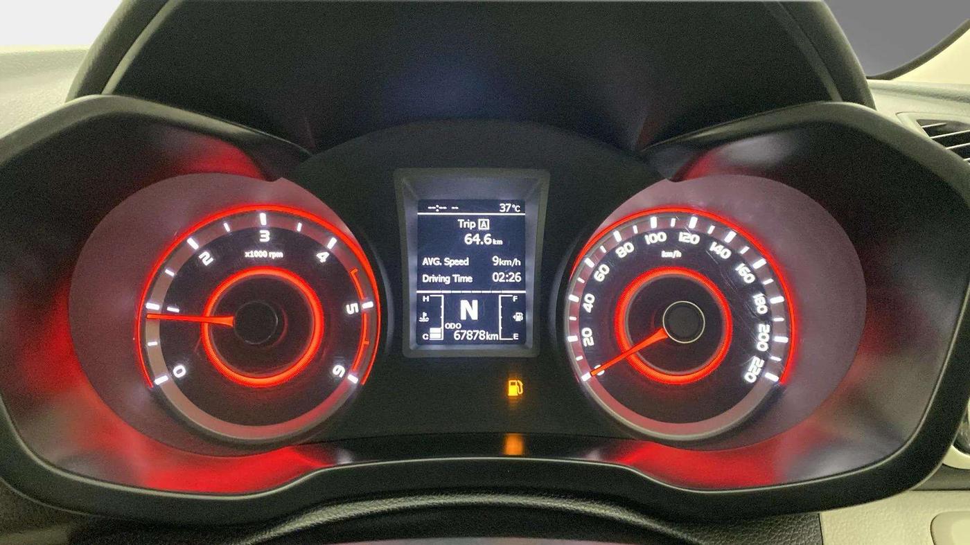 2020 Mahindra XUV300 W6 1.5 DIESEL AMT, Diesel, Automatic, 67,899 km, Odometer Image