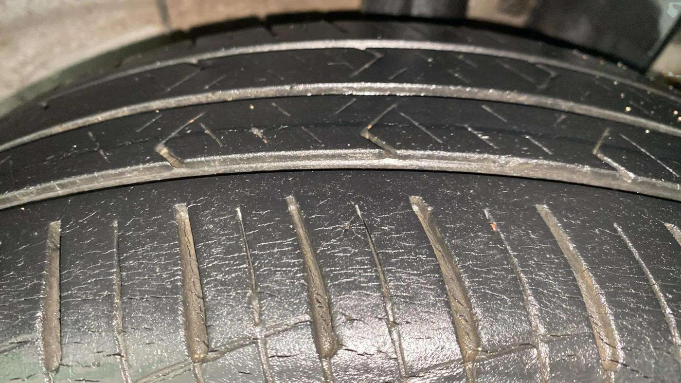 2019 Hyundai Grand i10 ASTA 1.2 KAPPA VTVT, Petrol, Manual, 20,005 km, Left Rear Tyre Tread