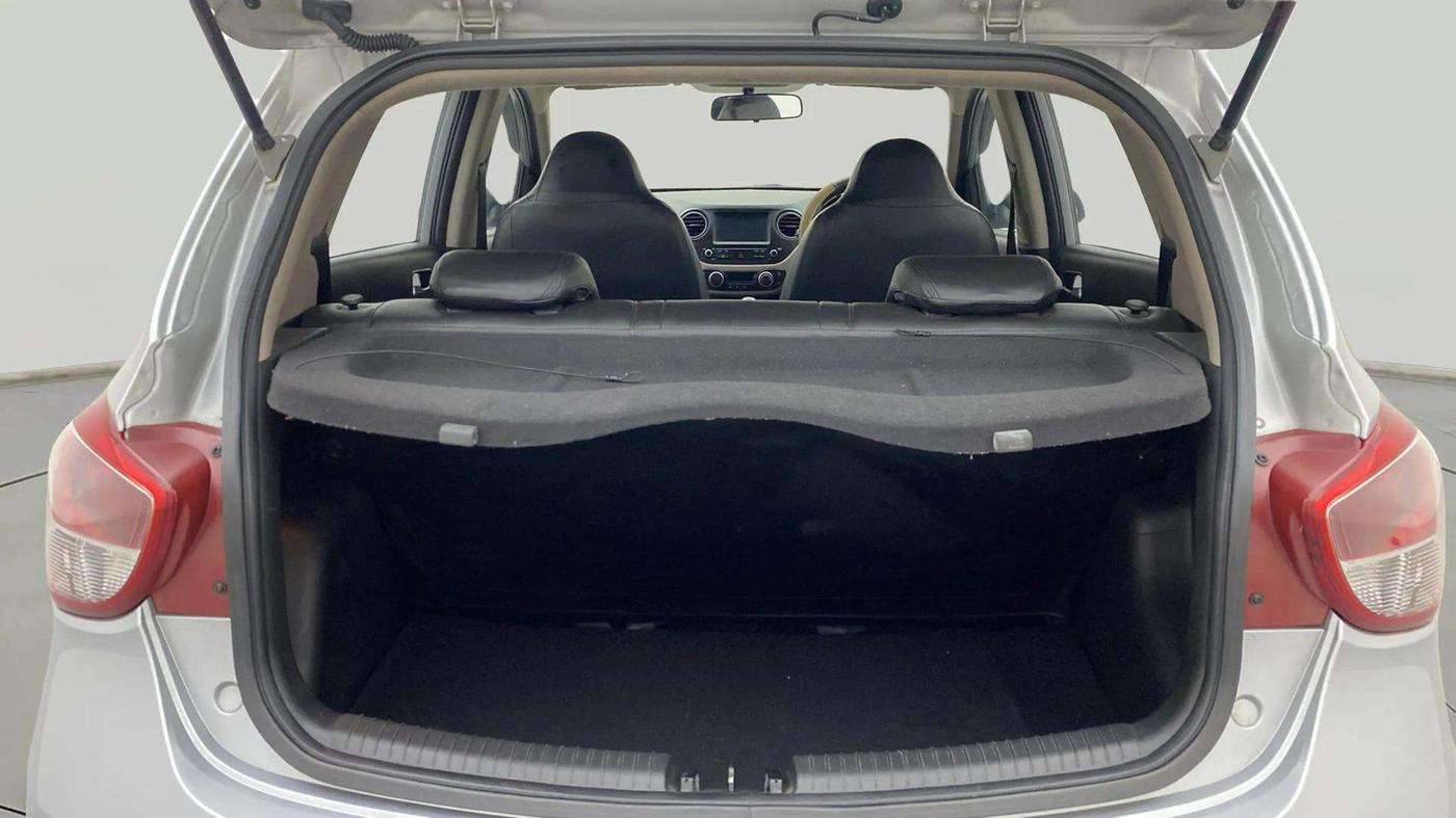 2019 Hyundai Grand i10 ASTA 1.2 KAPPA VTVT, Petrol, Manual, 20,005 km, Boot Inside