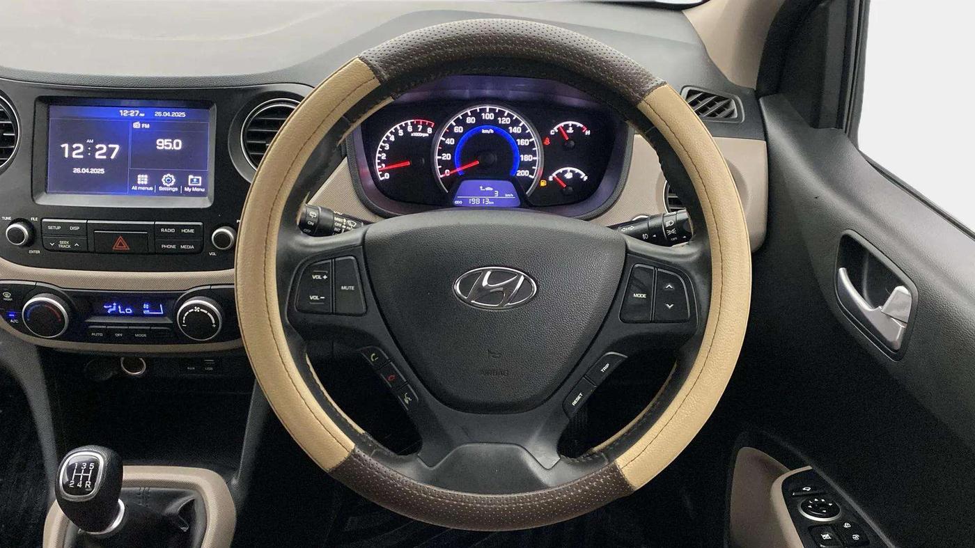 2019 Hyundai Grand i10 ASTA 1.2 KAPPA VTVT, Petrol, Manual, 20,005 km, Steering Wheel Close Up