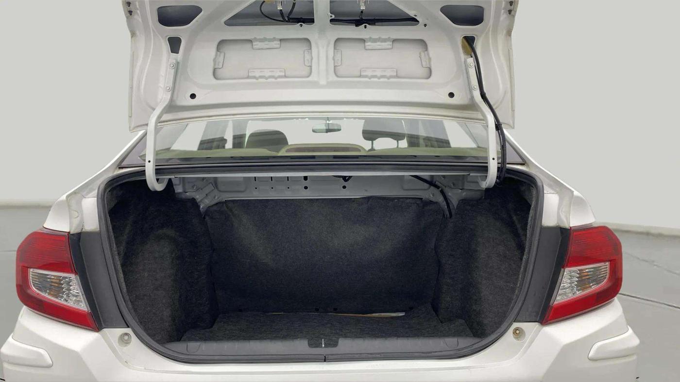 2019 Honda Amaze 1.2L I-VTEC S CVT, Petrol, Automatic, 71,109 km, Boot Inside