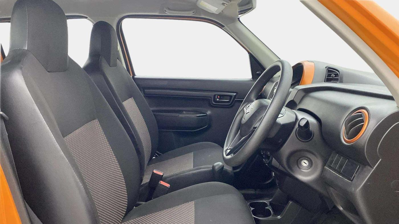 2020 Maruti S PRESSO VXI PLUS AMT, Petrol, Automatic, 19,771 km, Right Side Front Door Cabin