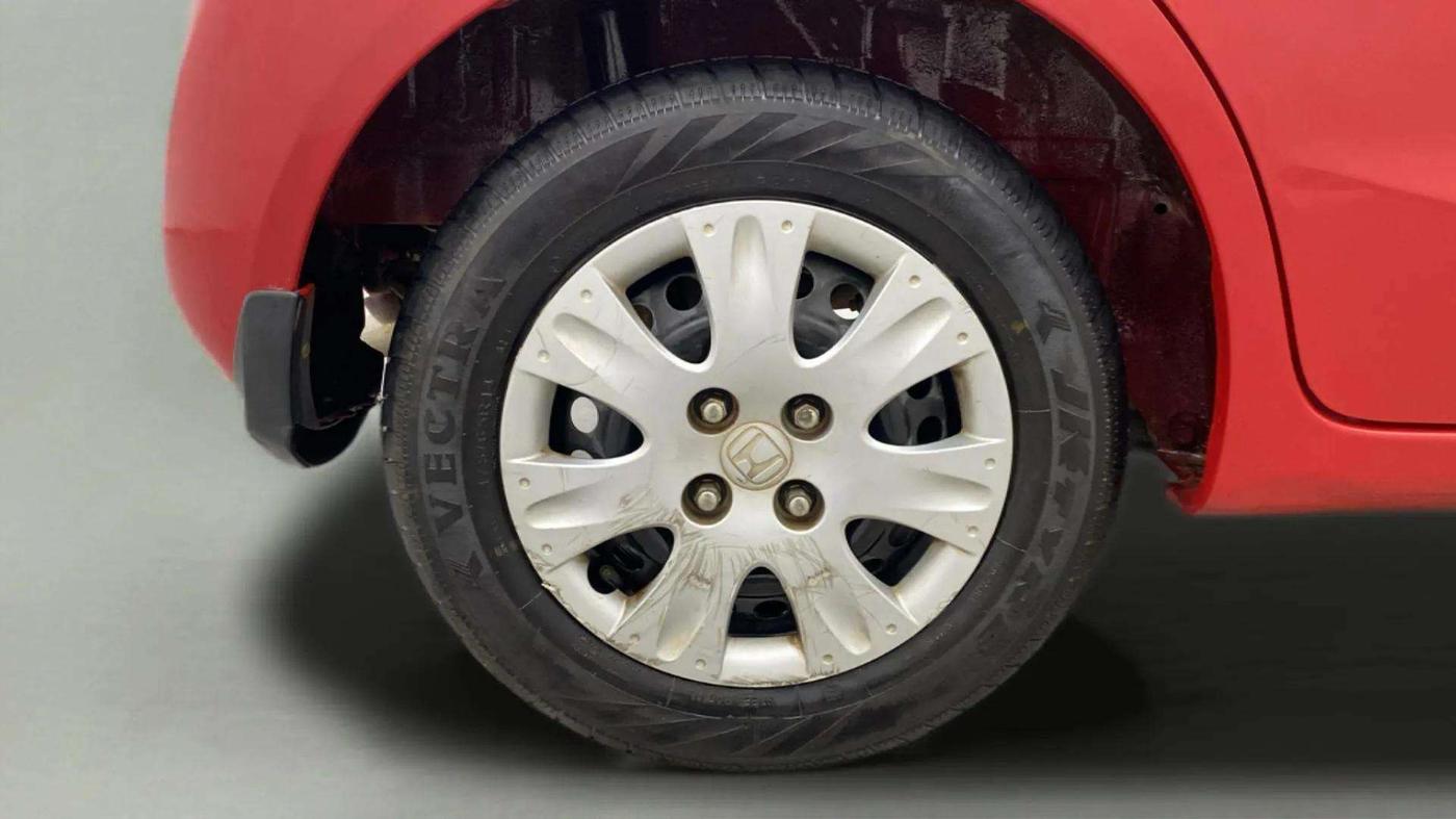 2014 Honda Brio S MT, Petrol, Manual, 42,887 km, Right Rear Wheel