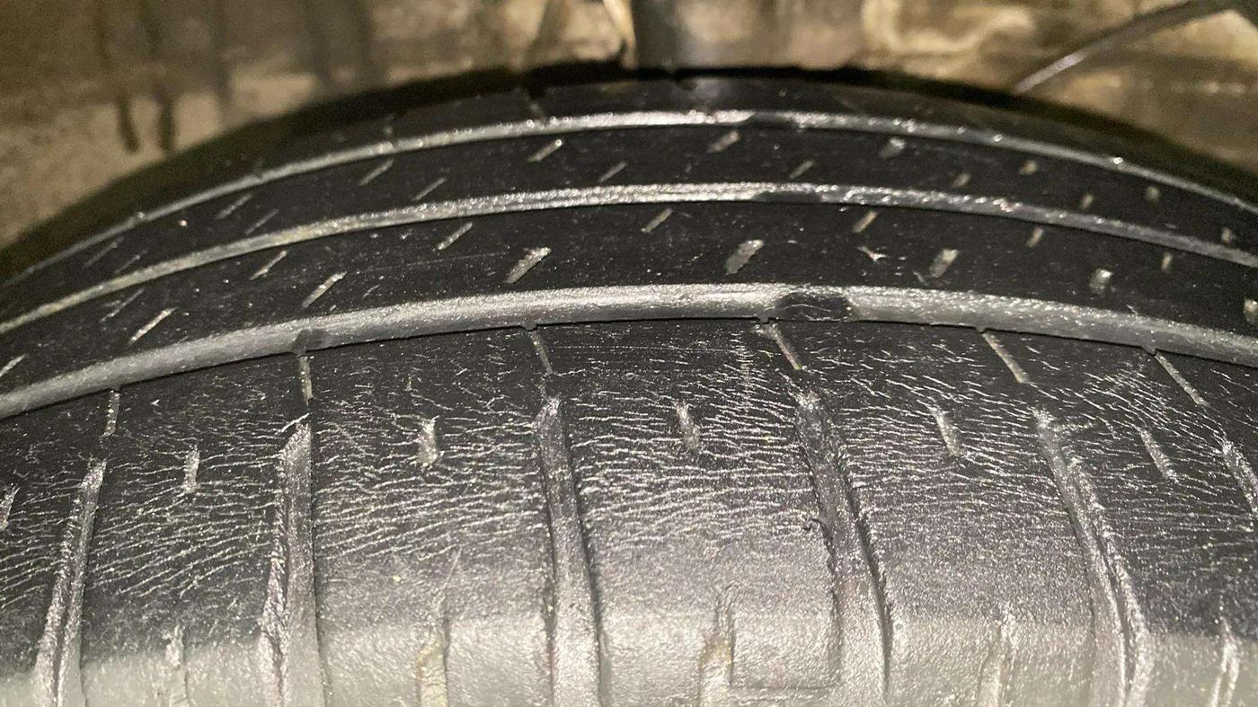 2020 Maruti XL6 ZETA MT, Petrol, Manual, 84,851 km, Right Front Tyre Tread