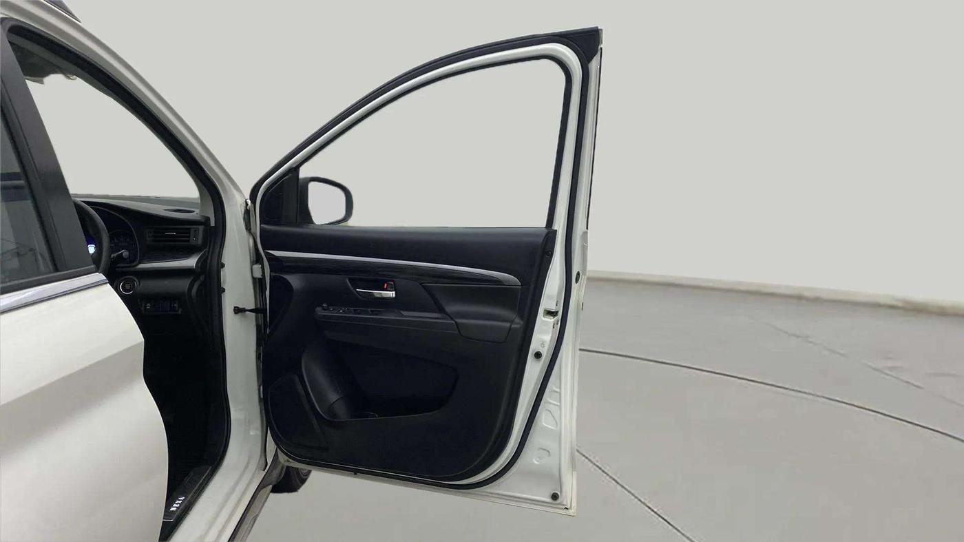 2020 Maruti XL6 ZETA MT, Petrol, Manual, 84,851 km, RHS Front Door